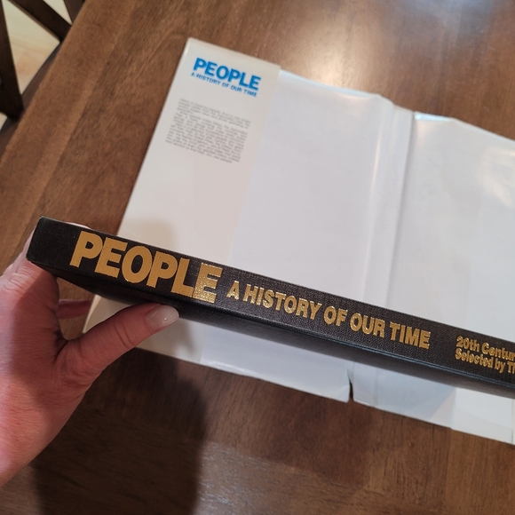 Bundle of 3 vintage magazines and 1 book. Life magazine People magazine Time mag - Picture 15 of 15